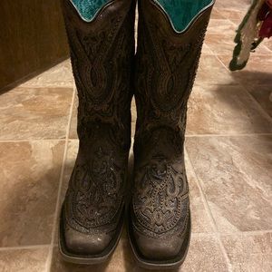 Corral women’s cowboy boots